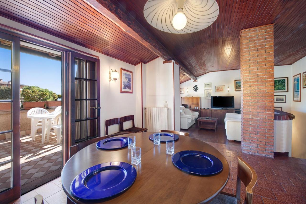 Lake View Apartment Gardone Riviera Exteriör bild